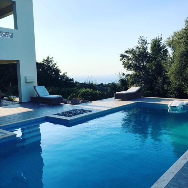 Vila Kyparissia De Wandelboom Vrises  Exteriér fotografie