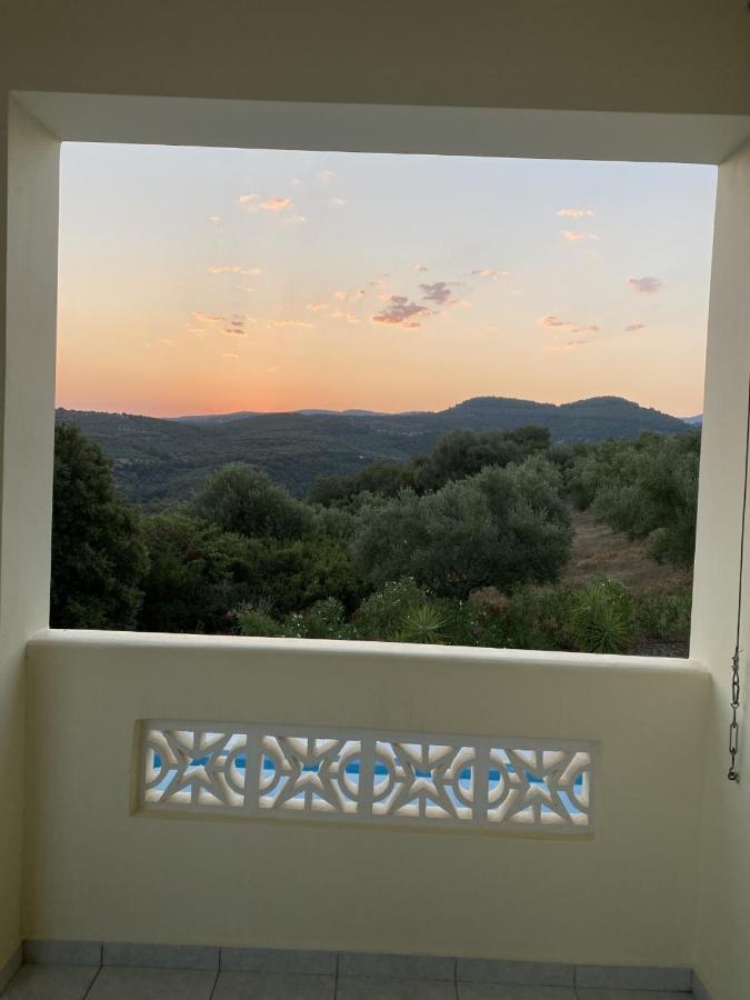 Vila Kyparissia De Wandelboom Vrises  Exteriér fotografie